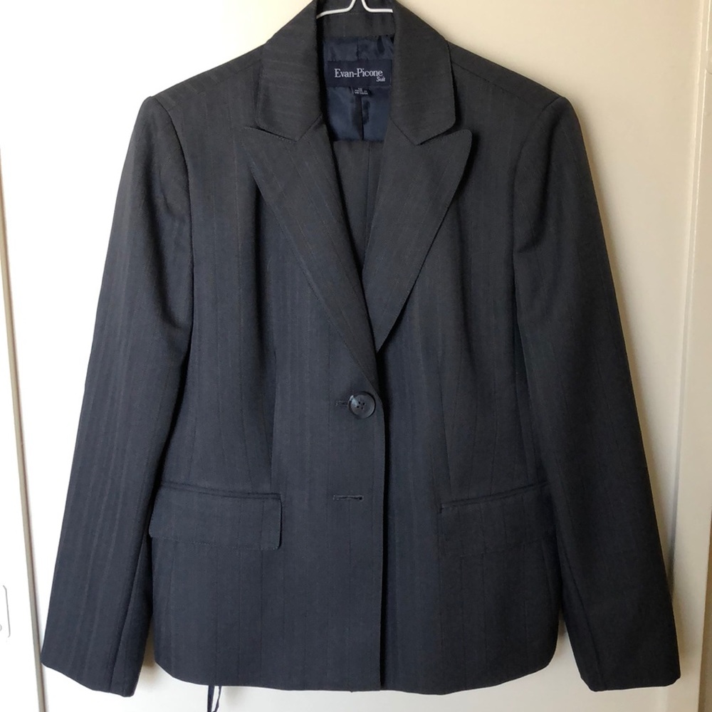 Evan-Picone Suit